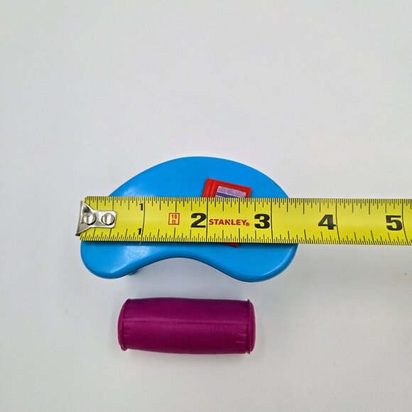 Barbie Dollhouse Accessory Lot 2005 Blue Kidney Shaped Table Pink Pillow Book - Picture 7 of 8